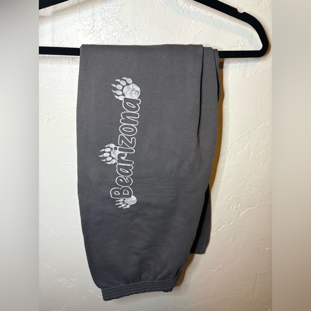Bearizona Paw Print Sweatpants – Gray – Size XL – Elastic Waist 🐾